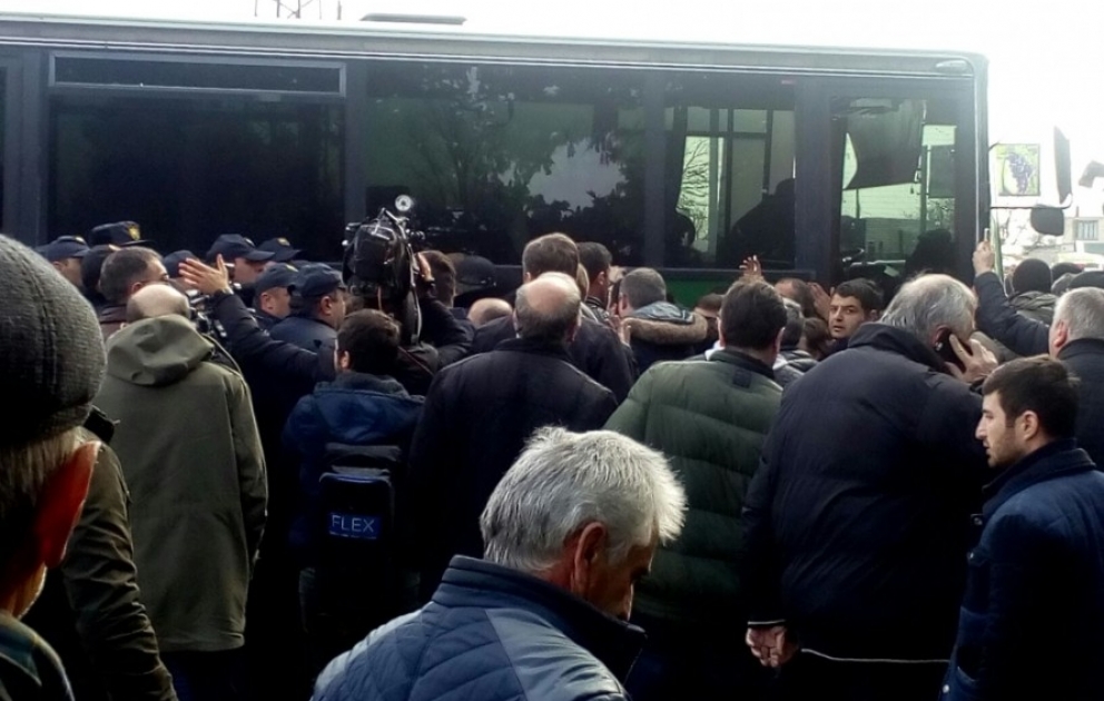 Gürcüstanda müxalifətlə polis arasında qarşıdurma olub