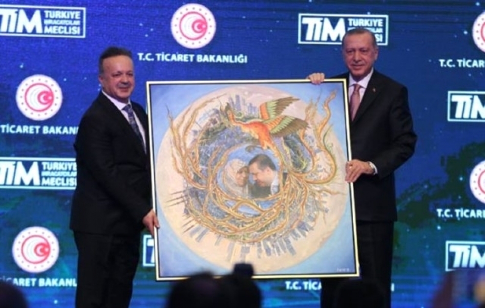 Ərdoğana verilən hədiyyə onu kövrəldib