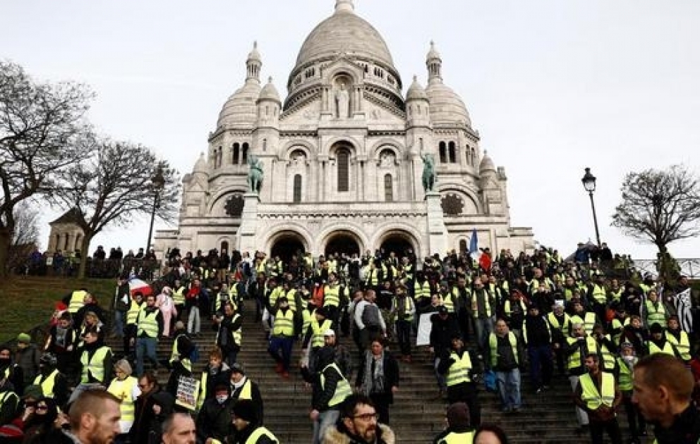 Anhaltende Gelbwesten-Protesten gegen Regierung  in Paris