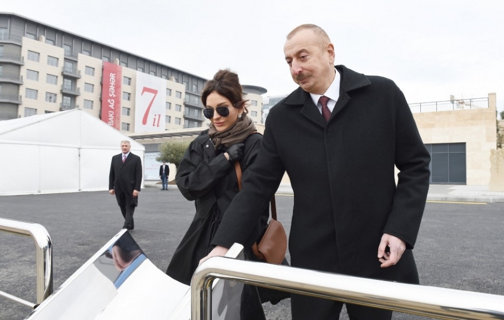 Le président Ilham Aliyev visite la Ville blanche pour prendre connaissance des travaux effectués et à réaliser