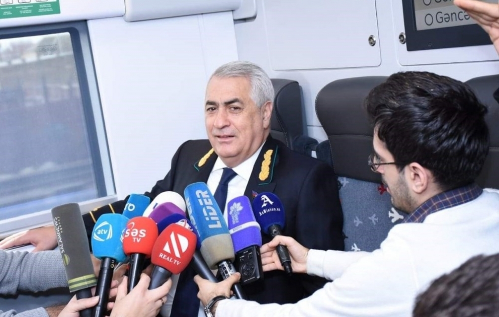 Gələn ilin ortalarında Bakıətrafı dəmir yolunda bir neçə stansiya istifadəyə veriləcək