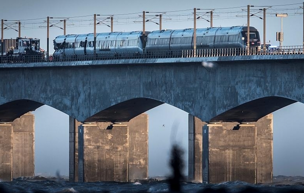 Eight killed in train accident on bridge linking Denmark islands