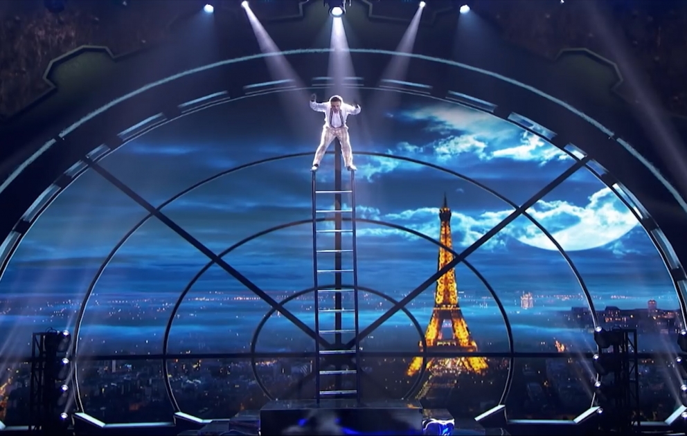 Azerbaijani circus performer repeats his dangerous act on America's Got Talent