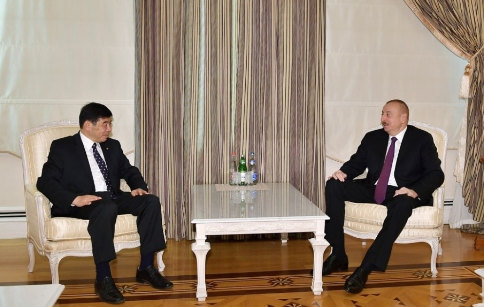 President Ilham Aliyev received Secretary General of World Customs Organization