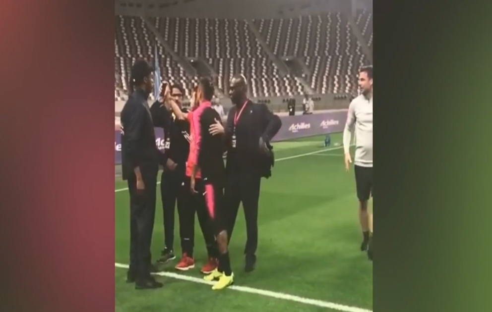 Neymarla şəkil çəkdirmək istəyən azarkeşin bu addımı səhv başa düşüldü