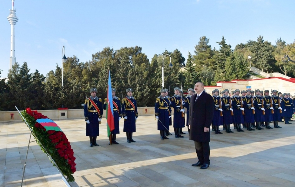 Azərbaycan Prezidenti İlham Əliyev 20 Yanvar şəhidlərinin əziz xatirəsini yad edib