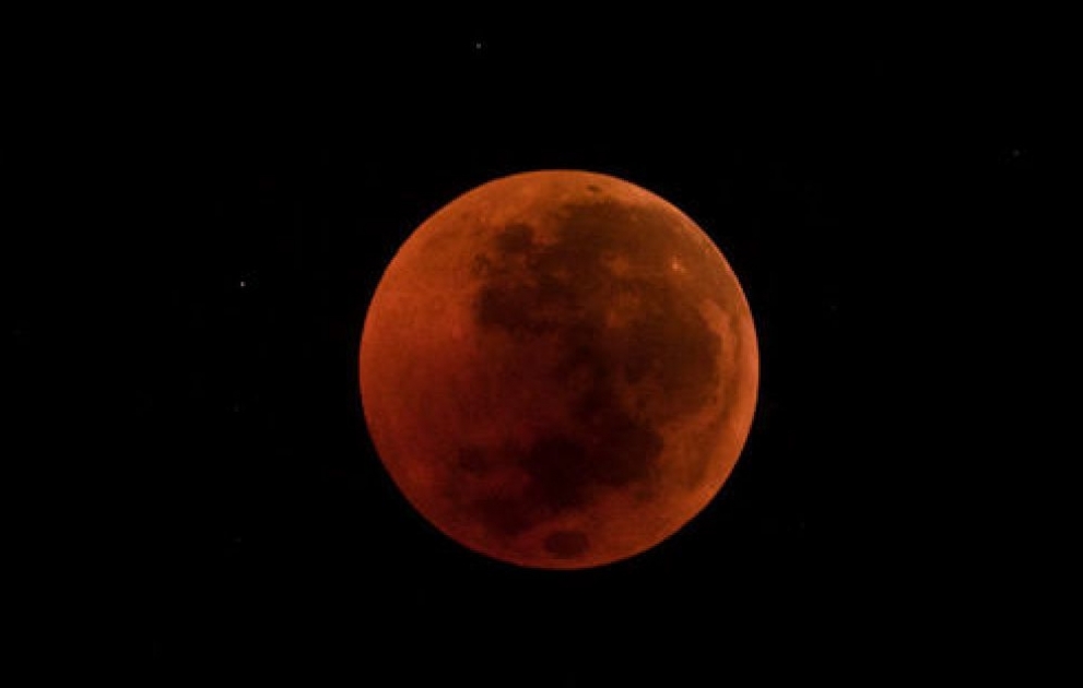 First lunar eclipse of year happens