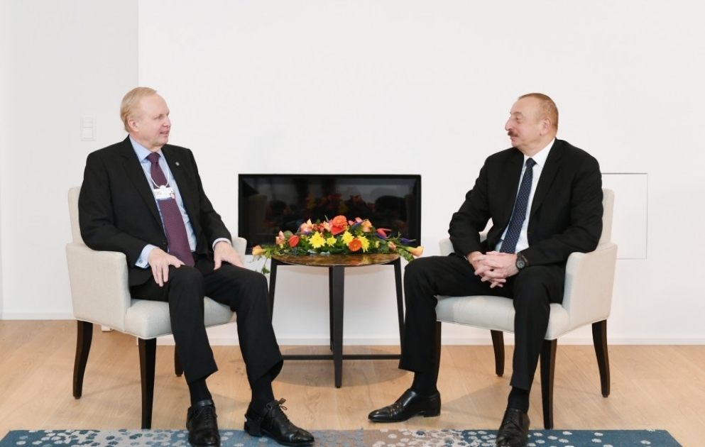 Davos: Präsident Ilham Aliyev trifft BP-Hauptgeschäftsführer
