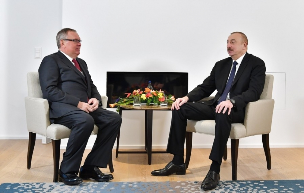 President Ilham Aliyev met with President and Chairman of VTB Bank Management Board