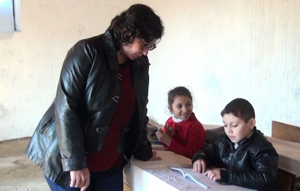 Hər gün Kürü qayıqla keçib məktəbə gedən müəllim
