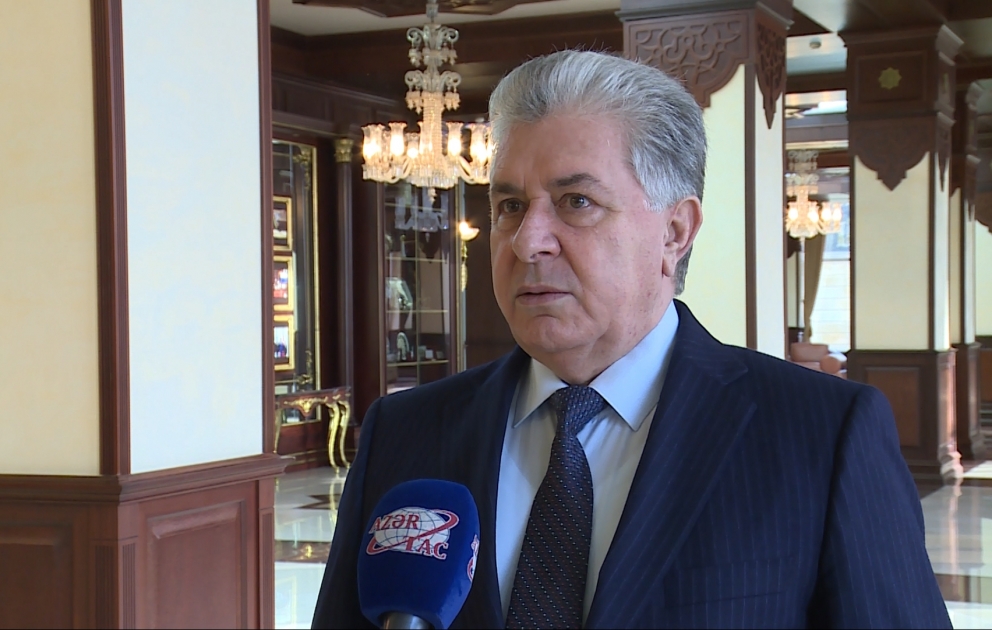 Nəsimi ilinin elan edilməsi tariximizə və mədəniyyətimizə baxışdır
