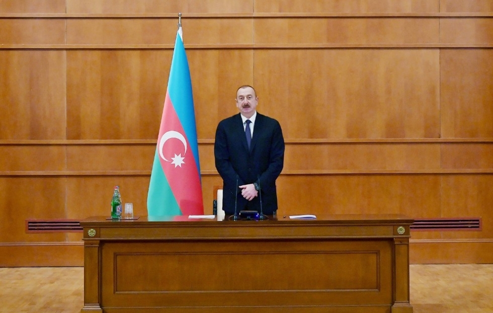 President Ilham Aliyev met with martyr families