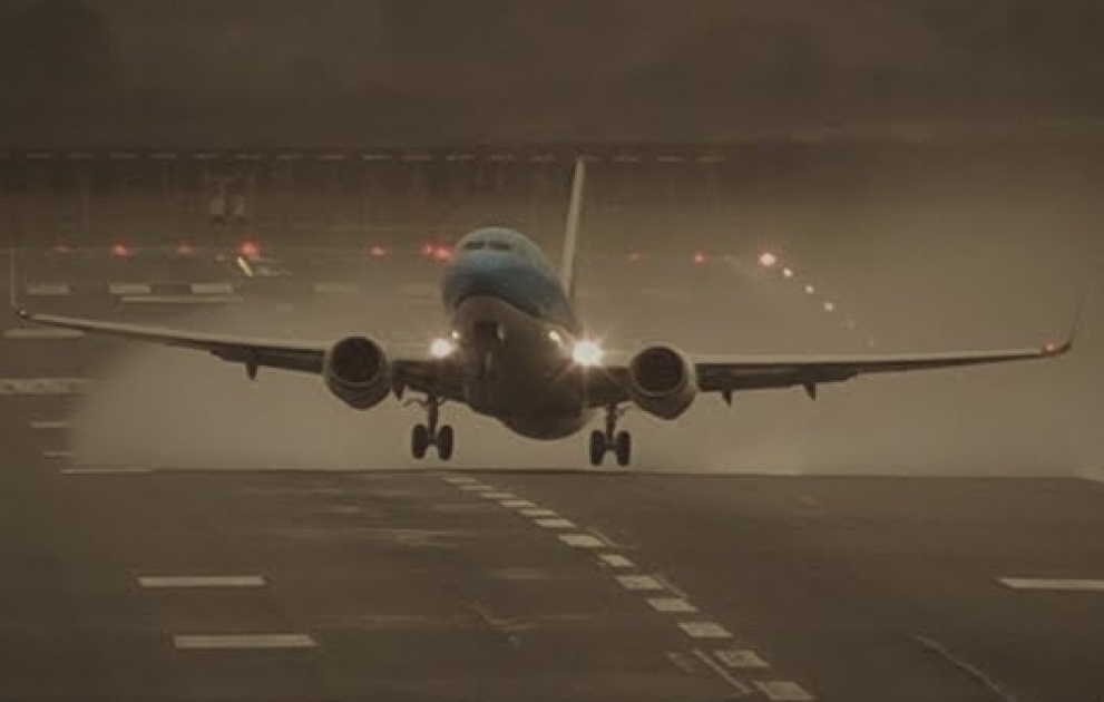 Planes battling strong winds to take off & land at UK airport