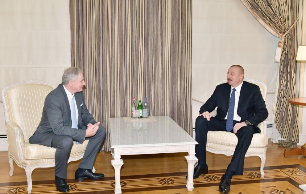 Le président Ilham Aliyev reçoit le directeur exécutif de la Fédération internationale d’astronautique