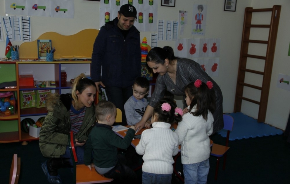 Media nümayəndələri Qubada İcma əsaslı Uşaq Təhsil mərkəzlərinin fəaliyyəti ilə tanış olublar