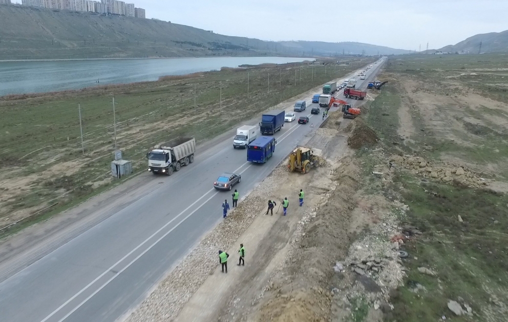 Xocəsən-Lökbatan avtomobil yolunun 11 km-lik hissəsi yenidən qurulur
