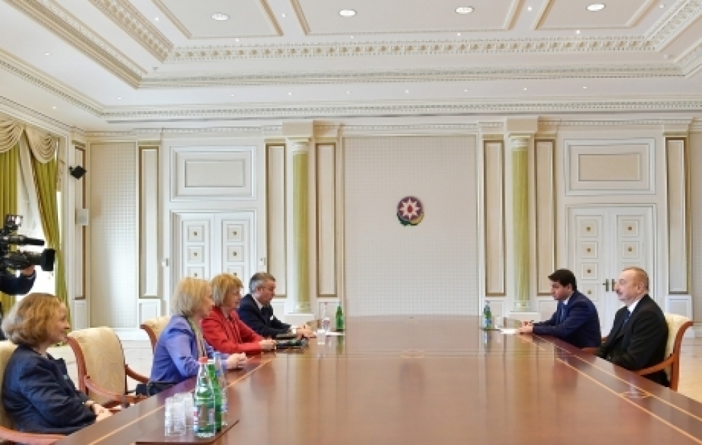 Staatspräsident Ilham Aliyev empfängt Handelsbeauftragte von britischer Premierministerin für Aserbaidschan