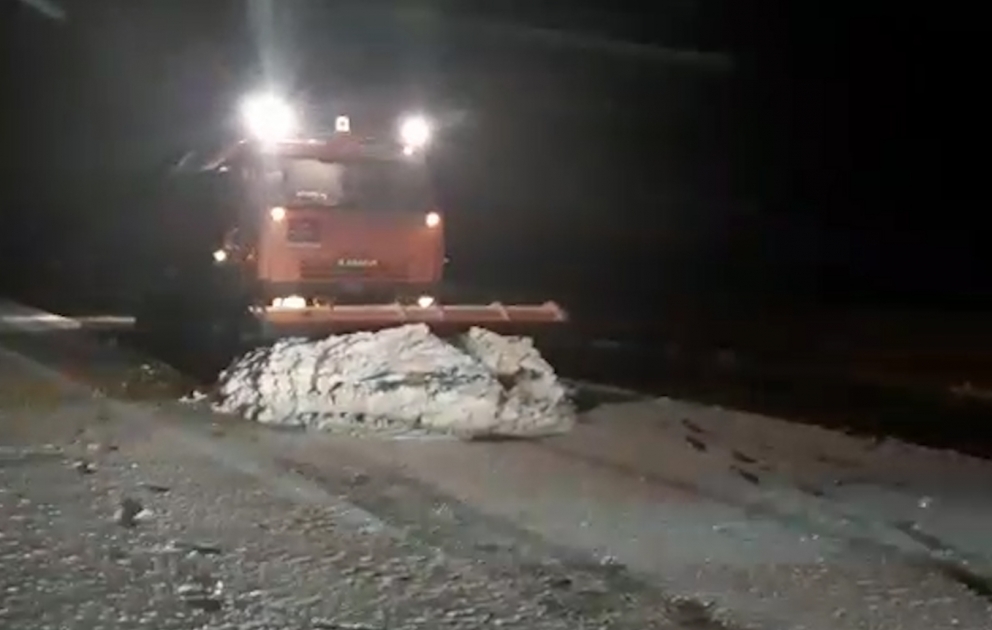 Bakı-Şamaxı yolu qardan təmizlənib