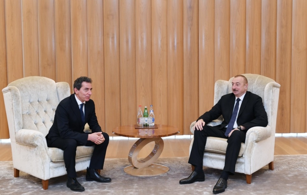 Treffen zwischen Präsident Ilham Aliyev und dem stellvertretenden italienischen Minister für wirtschaftliche Entwicklung