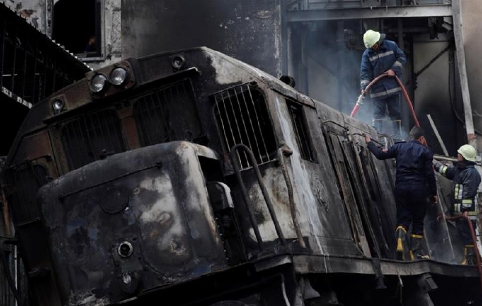 Kairo: Zug entgleist und fängt Feuer – Über 20 Tote und 50 Verletzte befürchtet
