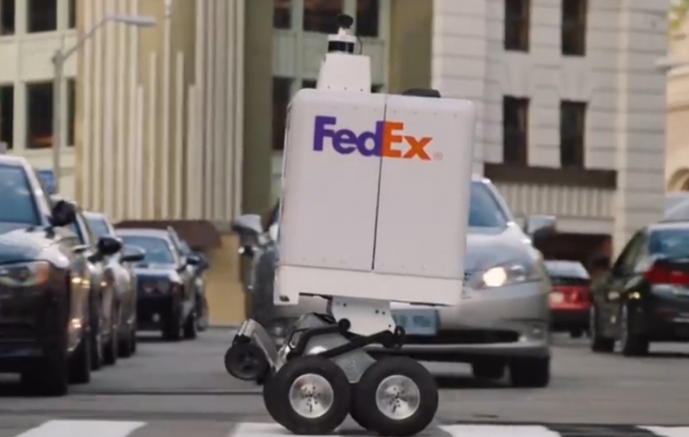 Bağlamalar çatdıran yeni avtonom “SameDay Bot” robotu