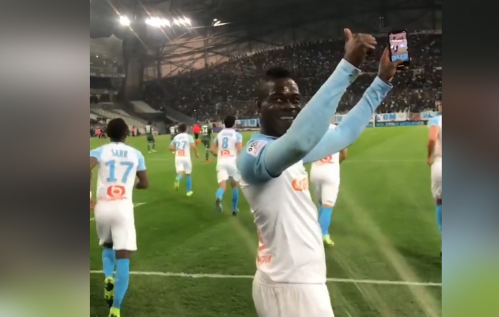Balotelli vurduğu qolun sevincini anında instaqramda paylaşdı