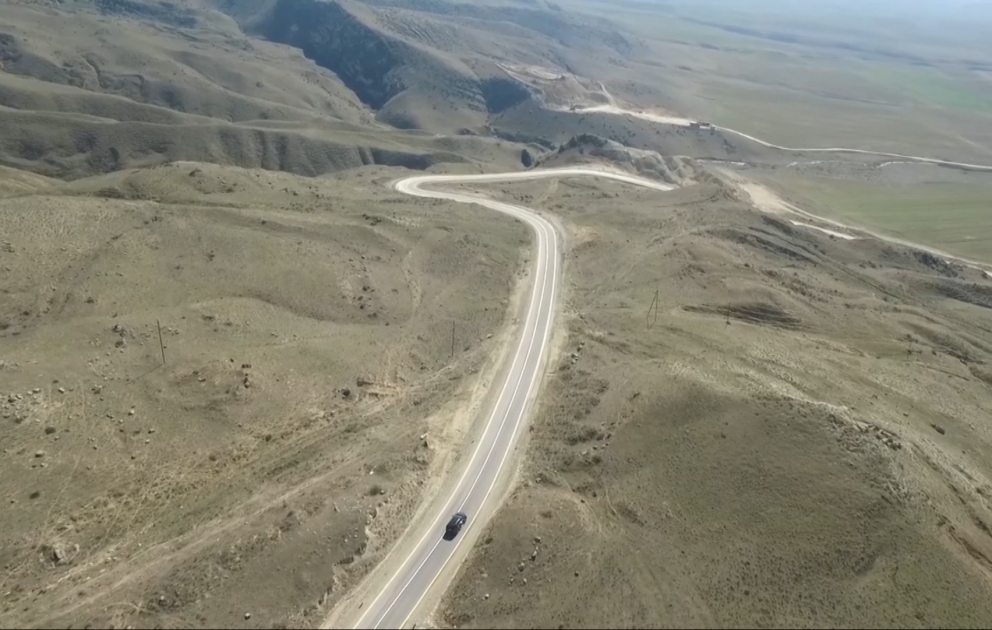 Qobustan-Poladlı avtomobil yolu yenidən qurulub