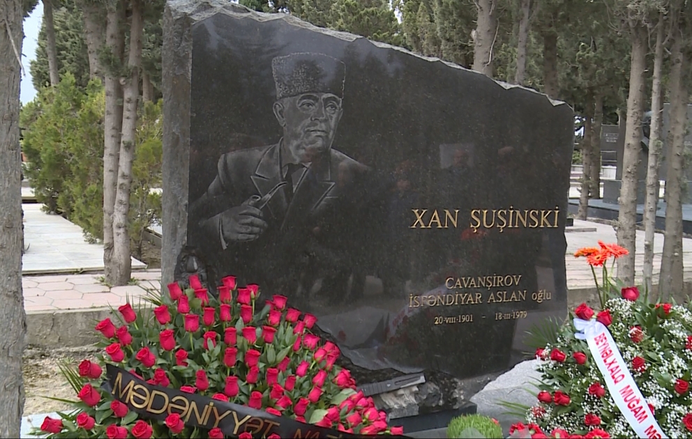 Görkəmli xanəndə Xan Şuşinskinin xatirəsi anılıb