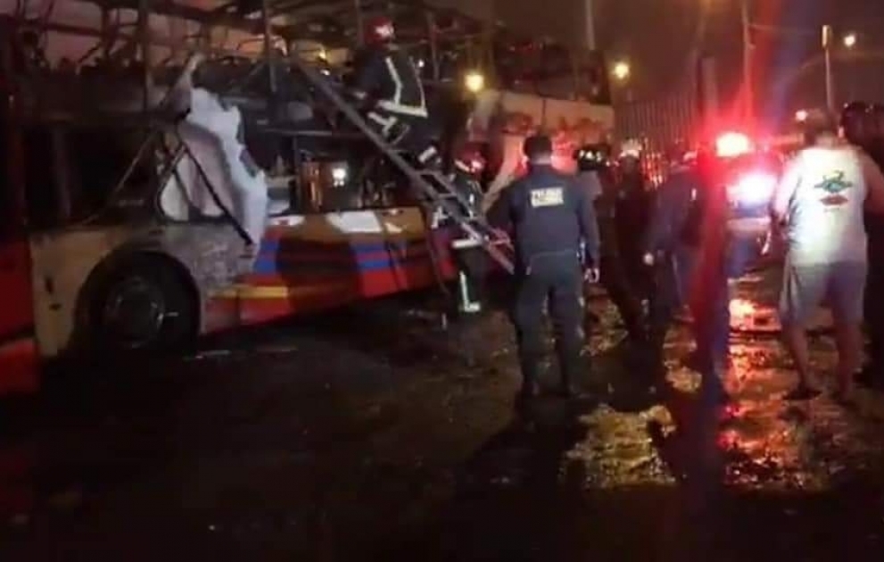 Pérou: au moins 20 personnes sont mortes dans l’incendie d’un autobus