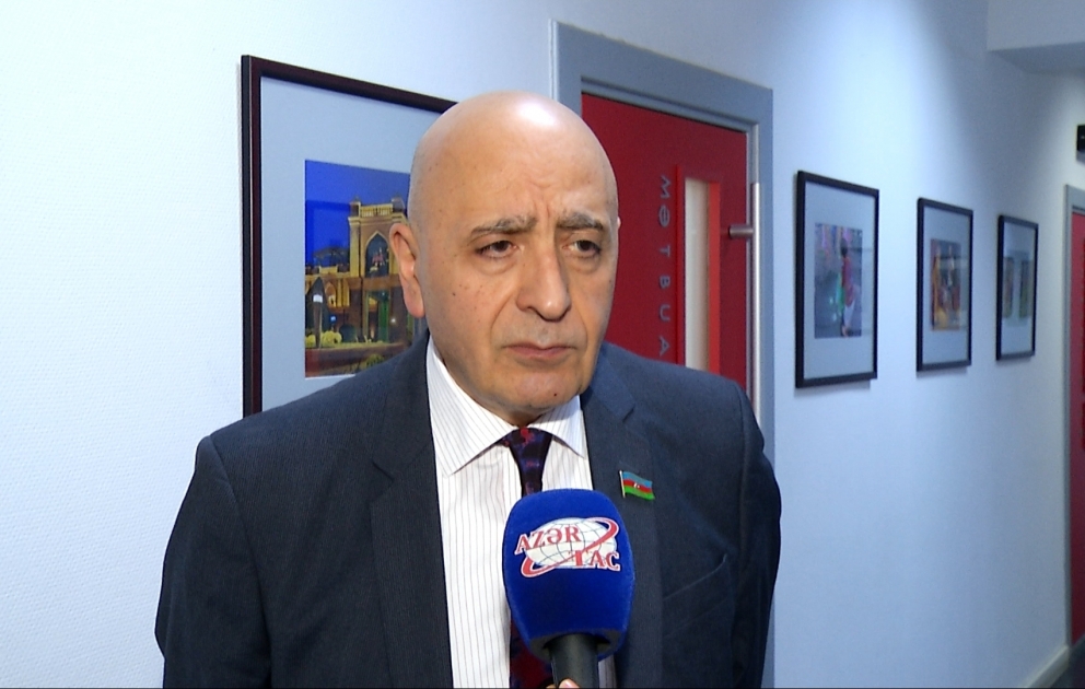 Rasim Musabəyov: Xarici siyasətimizdə qəbul olunmuş xətt dəyişilməz olaraq davam edir
