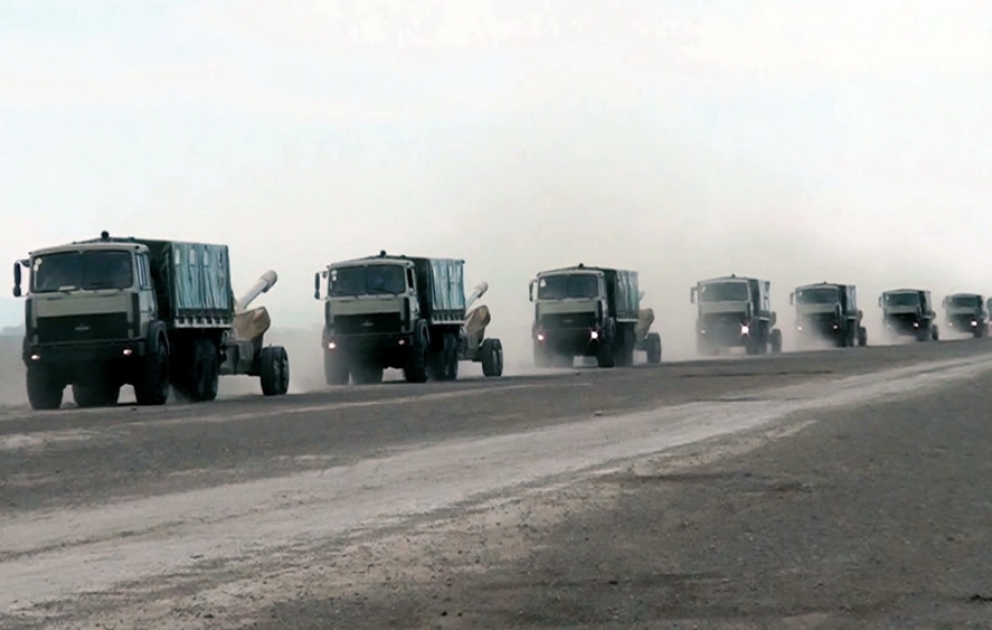 Artillery units stationed in frontline zone conducted live-fire exercises