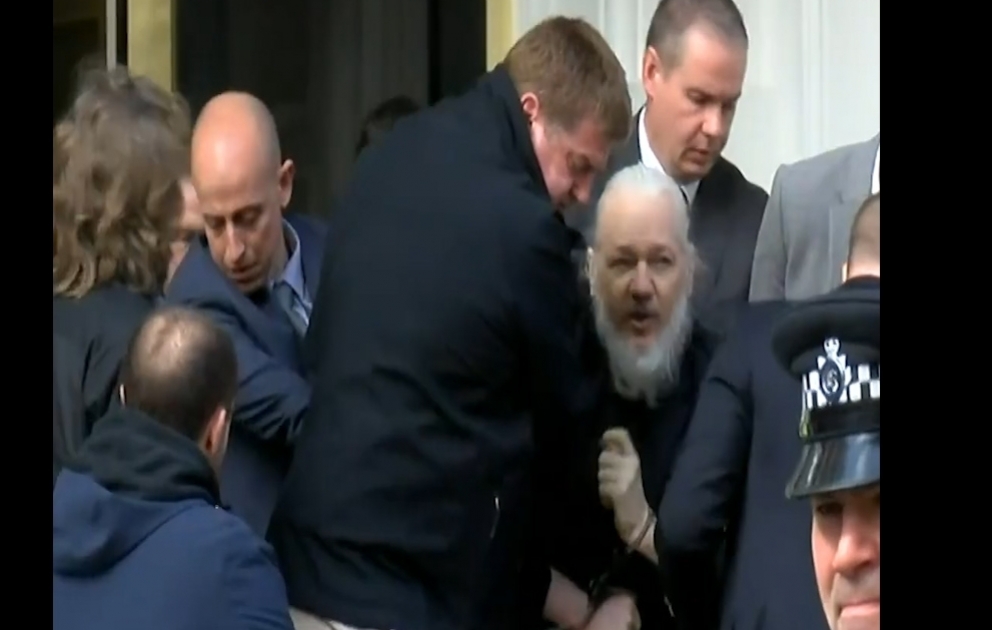 Wikileaks-n təsisçisi Culian Assanc Londonda həbs olundu