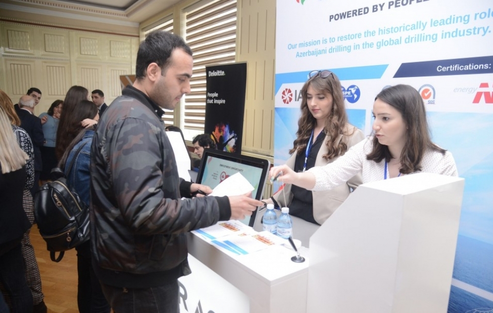 Bakı Dövlət Universitetində əmək yarmarkası keçirilib