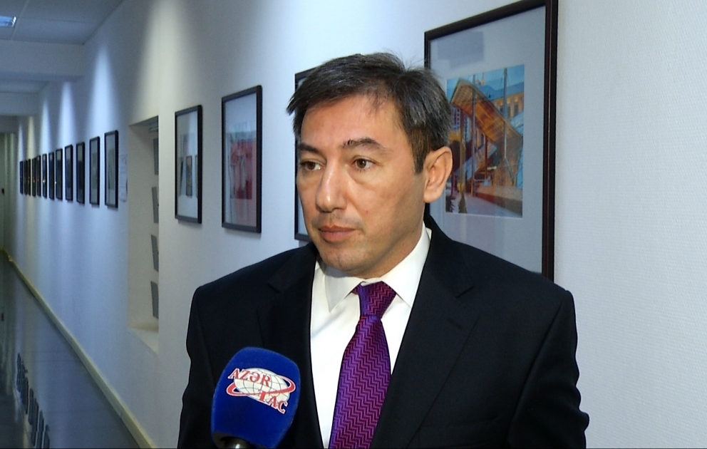 İlqar Vəlizadə: Azərbaycanın xarici siyasi dayanıqlığı bizə imkan verir ki, siyasi kursumuzu öz maraqlarımız əsasında quraq