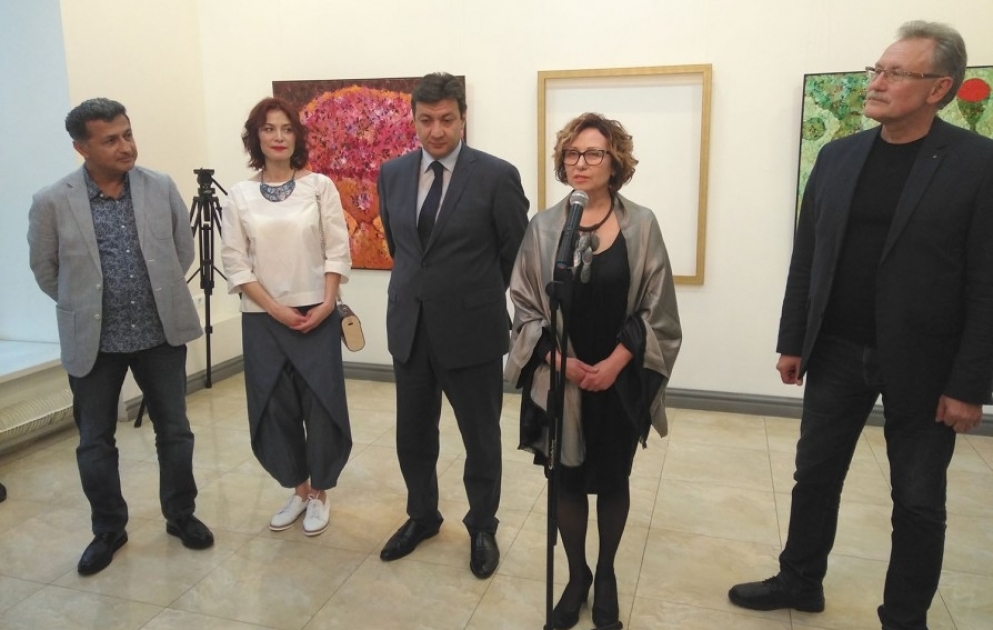 Kiyevdə azərbaycanlı rəssamın fərdi sərgisi açılıb