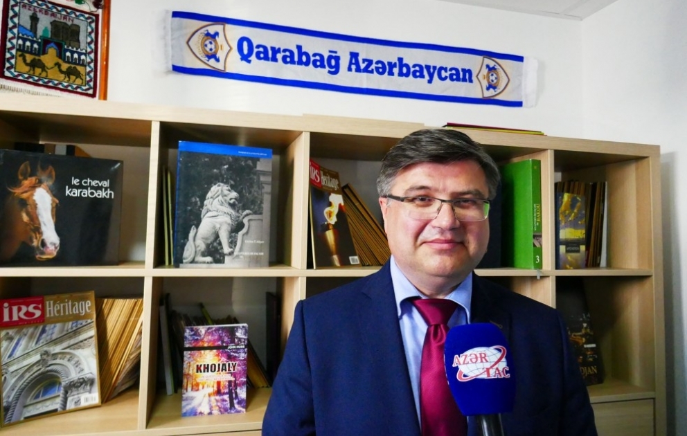 Yeni açılan Azərbaycan məktəbi Vətənlə əlaqələri daha da möhkəmləndirəcək