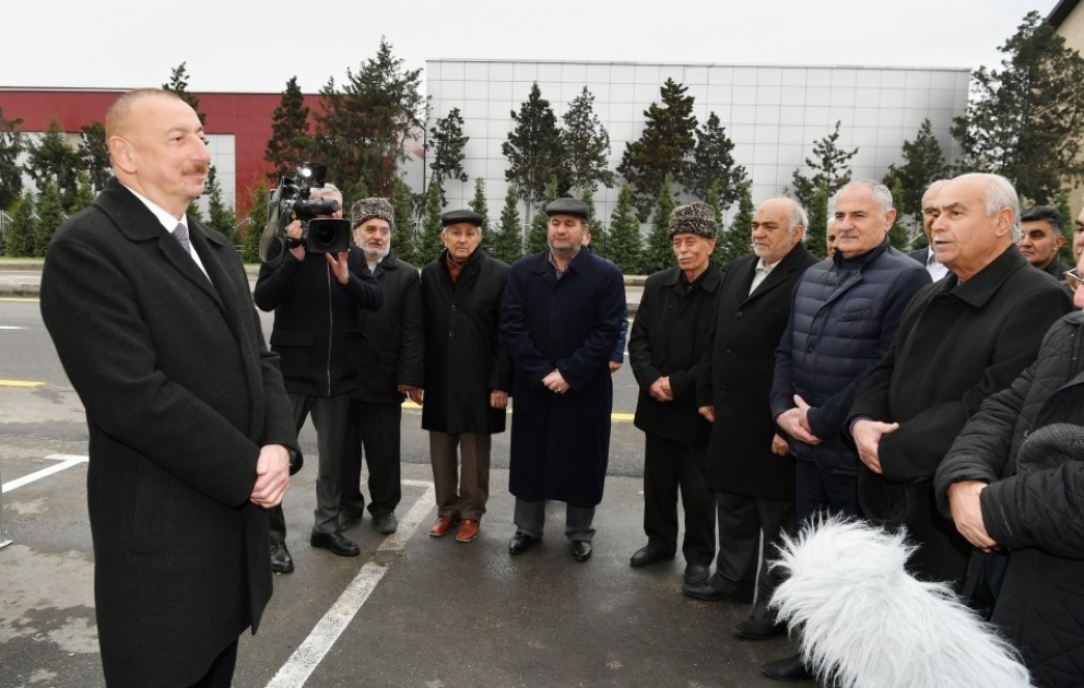 Президент Ильхам Алиев принял участие в открытии автомобильной дороги Мардякан-Гала