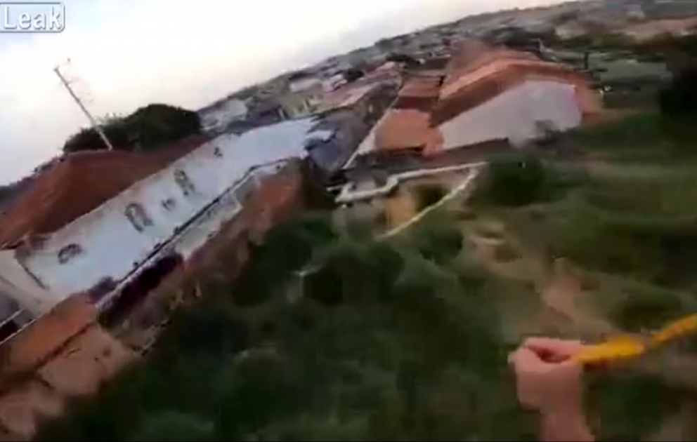 Paraşütçü yerə uğursuz eniş etdi