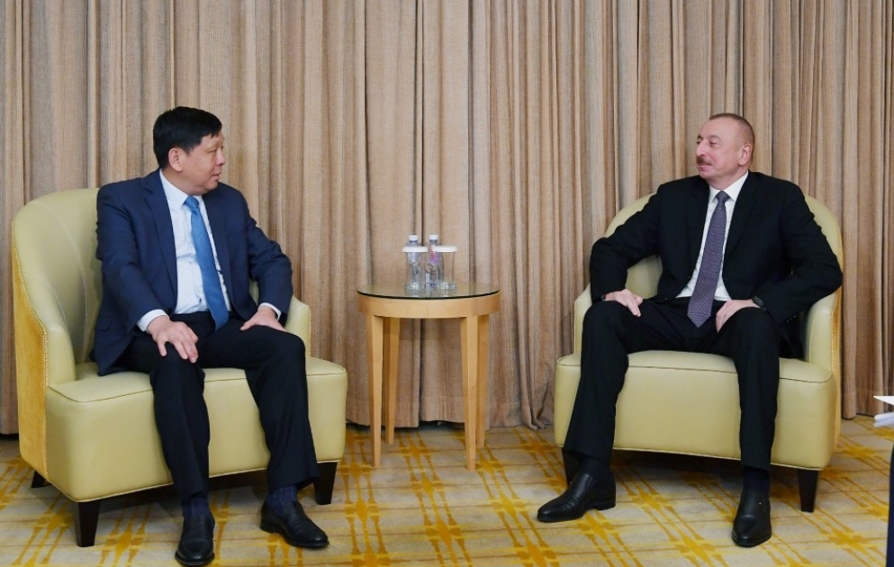 Entretien du président azerbaïdjanais avec le directeur général du groupe CETC