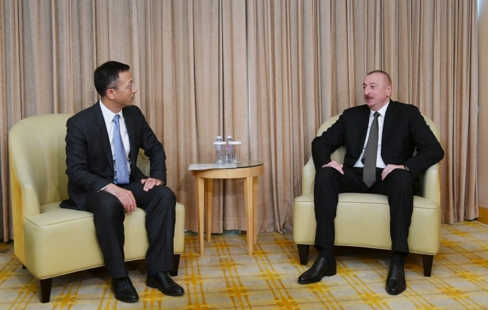 Президент Ильхам Алиев встретился в Пекине с президентом компании China National Electric Engineering