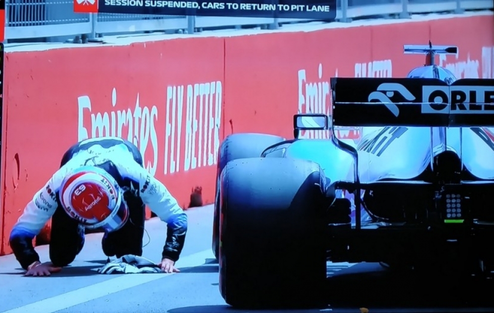 Formula 1 Azərbaycan Qran-Prisində ilk qəza: Corc Rassell mübarizəni dayandırıb