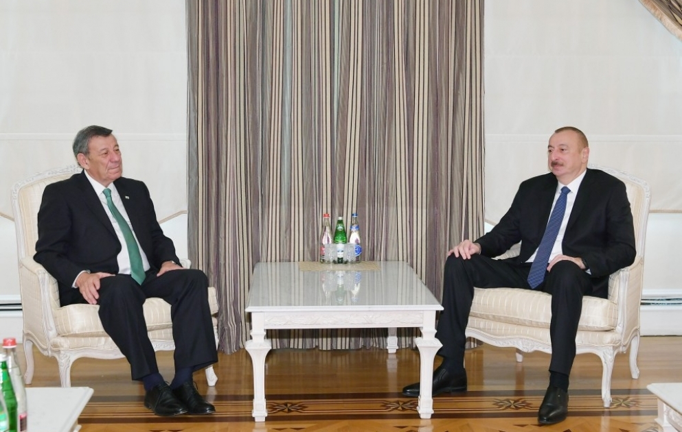 Präsident Ilham Aliyev empfängt Außenminister von Uruguay