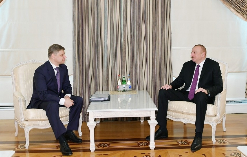 Президент Ильхам Алиев принял генерального директора – председателя правления ОАО «Российские железные дороги» Олега Белозерова