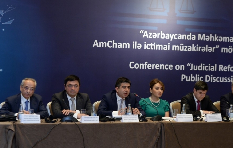 Azərbaycanda məhkəmə-hüquq islahatları ilə bağlı konfrans keçirilib
