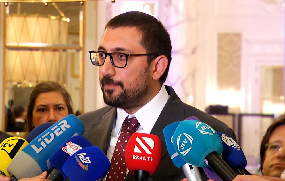 Mustafa Akış: TRT AVAZ-ın Türk Şurasının platforması olması fikrini dəstəkləyirik