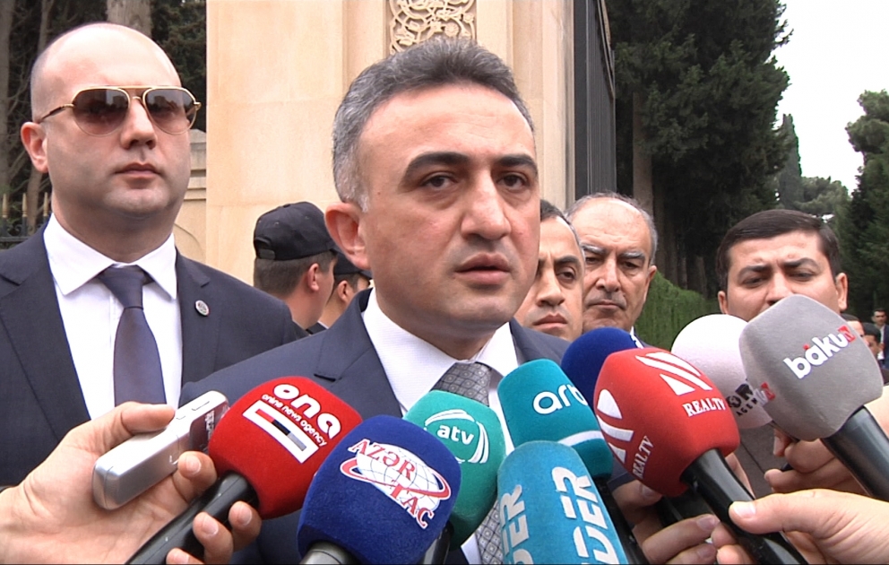 Vəkillərin qeyri-prosessual məsələlərdə diqqətli olmaları üçün mütəmadi görüşlər keçirilir