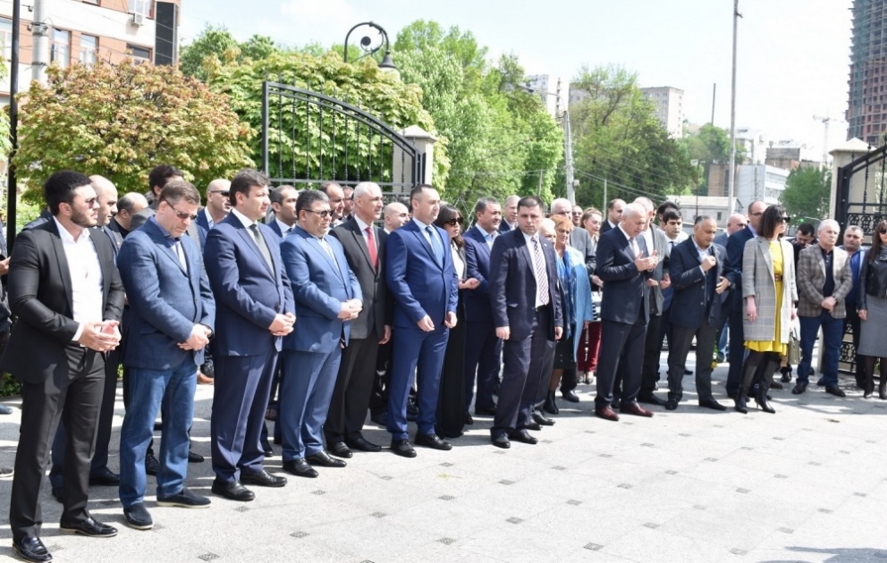 Kiyevdə keçirilən tədbirdə Ulu Öndərin Azərbaycan xalqı və dövləti qarşısındakı xidmətlərindən danışılıb