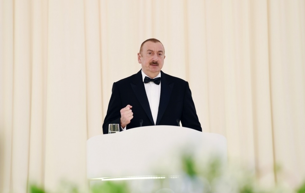 Solemn ceremony to mark 96th anniversary of national leader Heydar Aliyev and 15th anniversary of Heydar Aliyev Foundation held 
President Ilham Aliyev and first lady Mehriban Aliyeva attended the ceremony