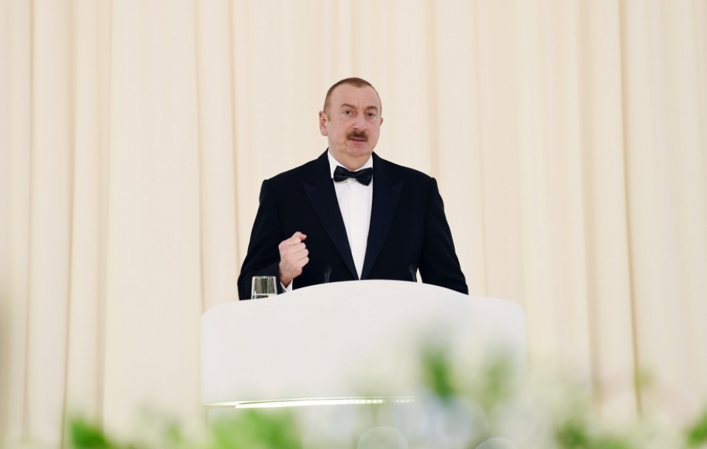 Veranstaltung zum 96. Geburtstag von Nationalleader Heydar Aliyev und dem 15-jährigen Bestehen der Heydar Aliyev Stiftung 
 Staatspräsident Ilham Aliyev und First Lady Mehriban Aliyeva nahmen an der Veranstaltung teil