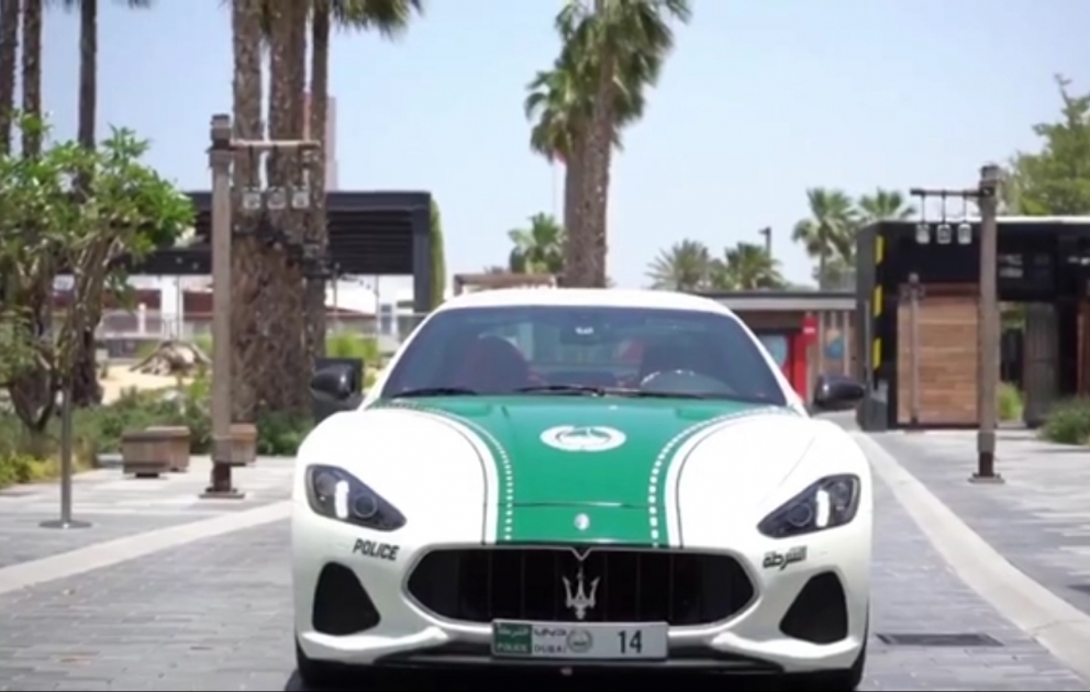 Dubay polisi üçün Maserati GranTurismo